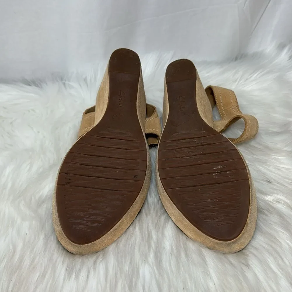 Clarks Ashley Orchid Tan Suede‎ Ankle Strap Platform Sandals Sz 8.5